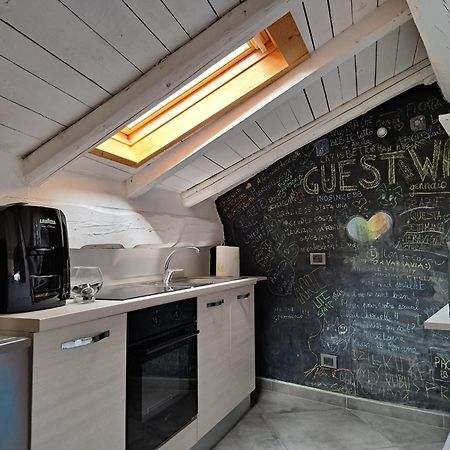 B&B Il Tetto Di Anita Gavi Exteriör bild