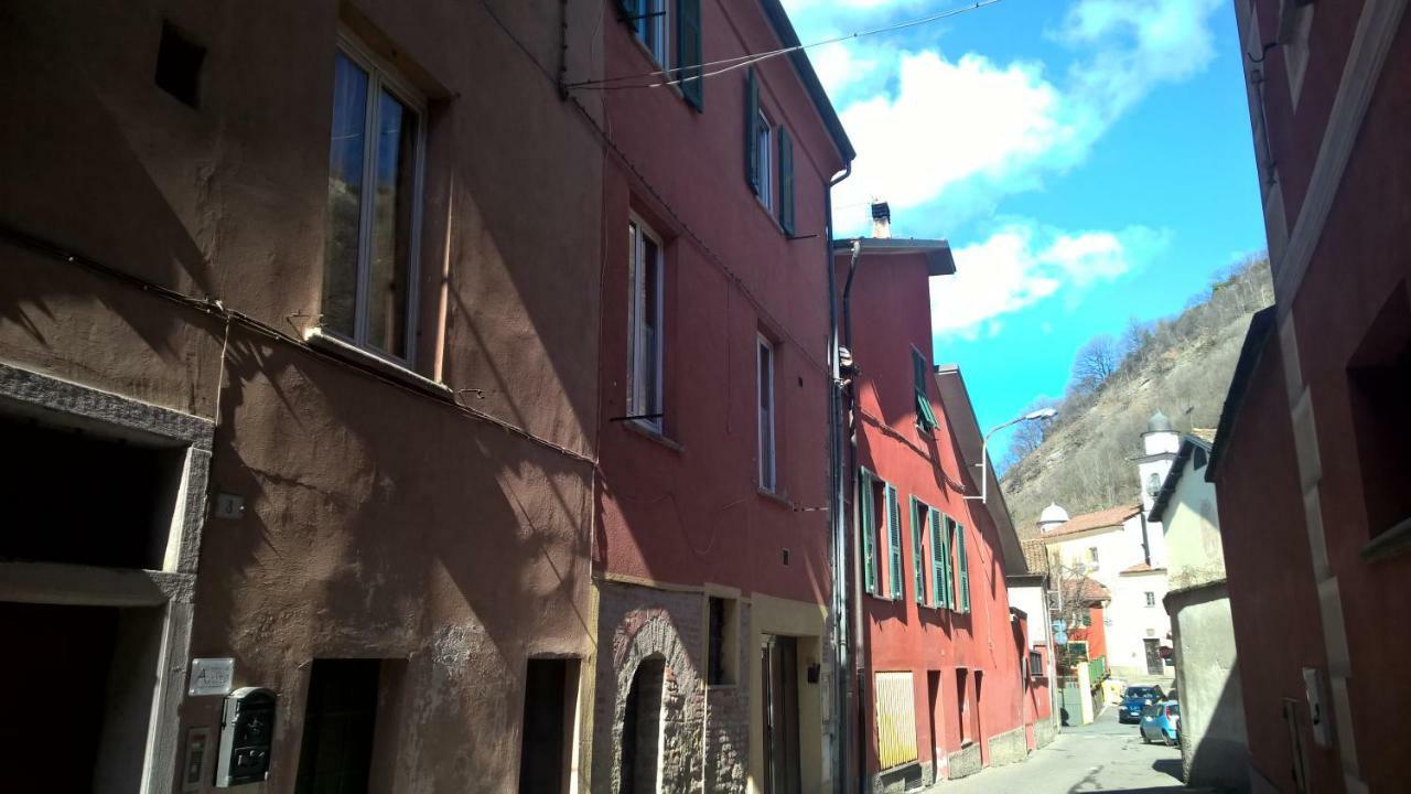 B&B Il Tetto Di Anita Gavi Exteriör bild