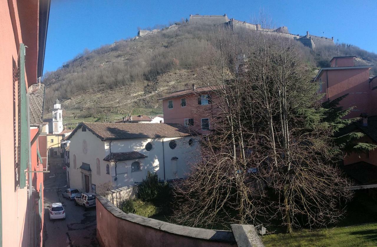 B&B Il Tetto Di Anita Gavi Exteriör bild